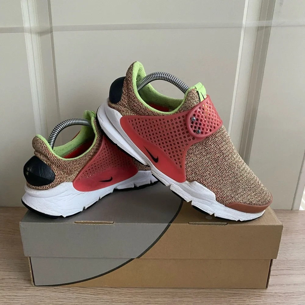 RARE 2016 Nike Sock Dart SE Ghost Green/Hot Punch Women Sneakers - SZ 8 - Picture 14 of 15